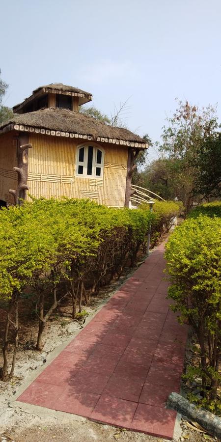 Ananya Eco Resorts & Spa 하이데라바드 외부 사진